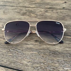 QUAY- HIGH KEY MINI - GOLD / FADE